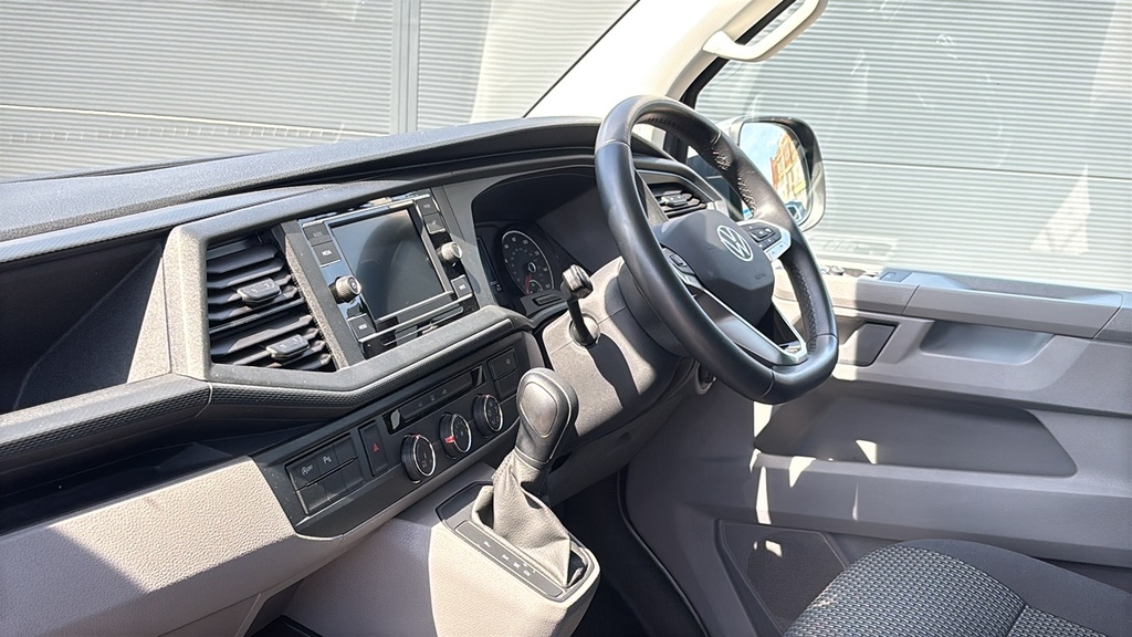 Volkswagen Transporter 2.0 Bitdi 204 Highline Kombi Van Dsg 204 Ps Grey #2