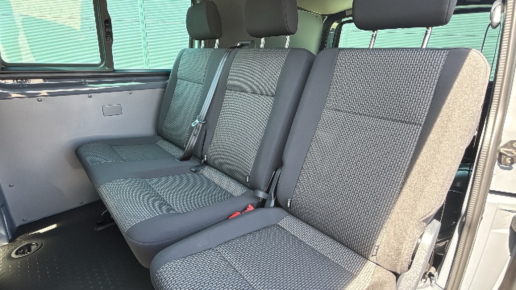 Volkswagen Transporter T32 Swb 2.0 Bitdi 204 Highline Dsg Grey #11
