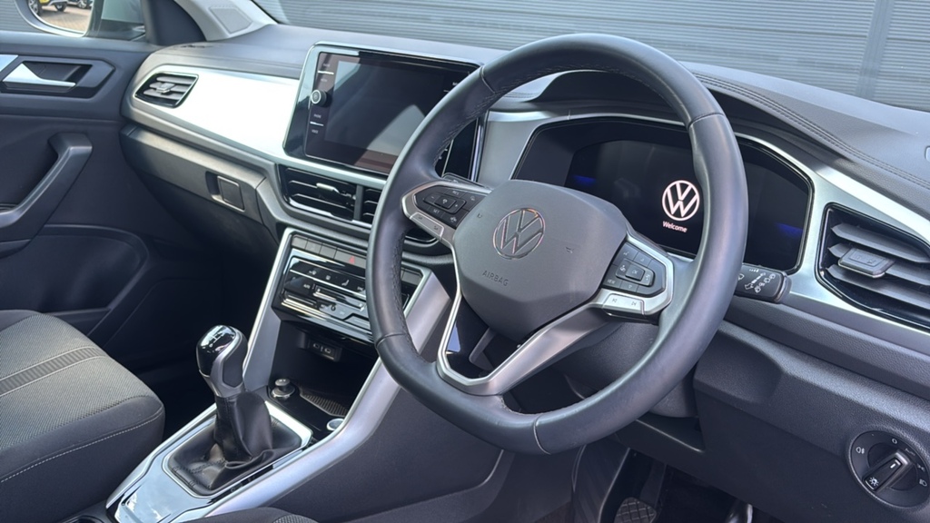 Volkswagen T-Roc 1.5 Tsi Match 150 Ps Silver #6