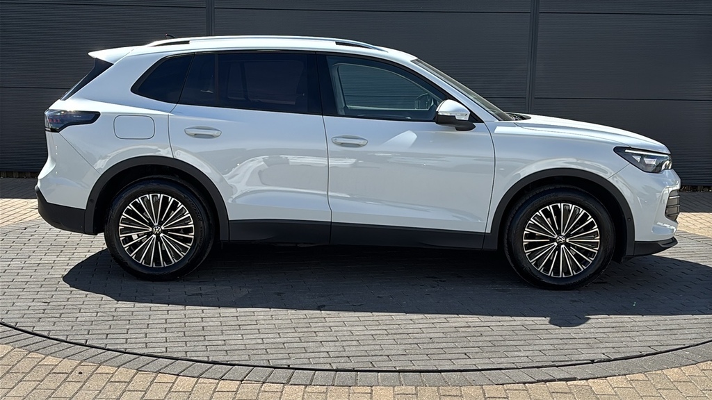 Volkswagen Tiguan 1.5 Etsi 150 Match Dsg 150 Ps White #4