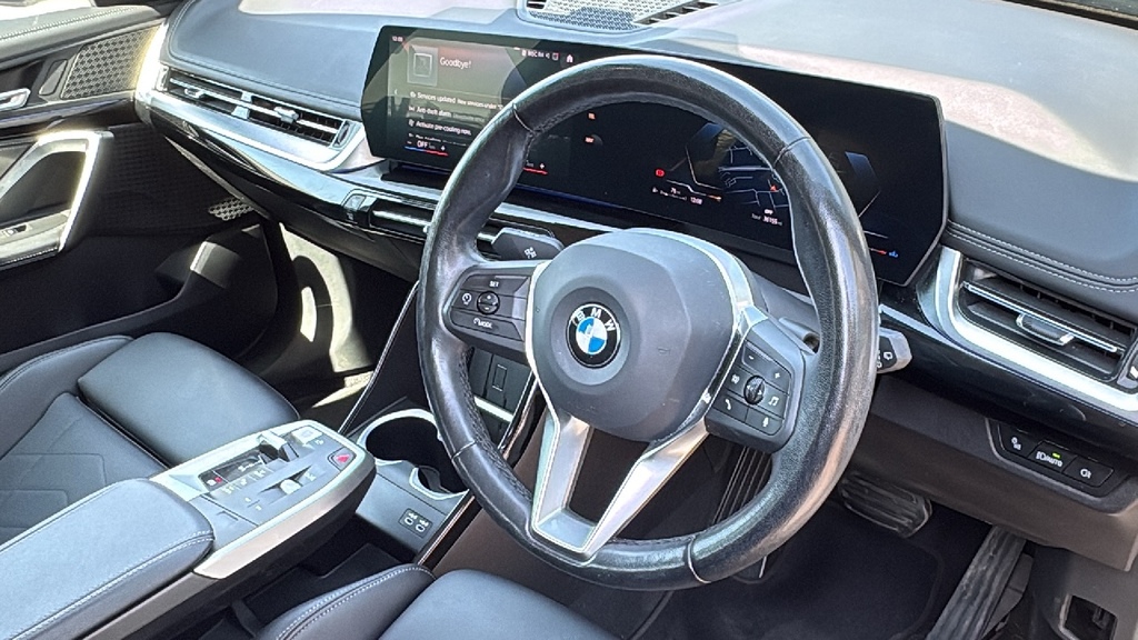 BMW X1 Xdrive 23I Mht Xline Premier Step 0 Ps Black #6