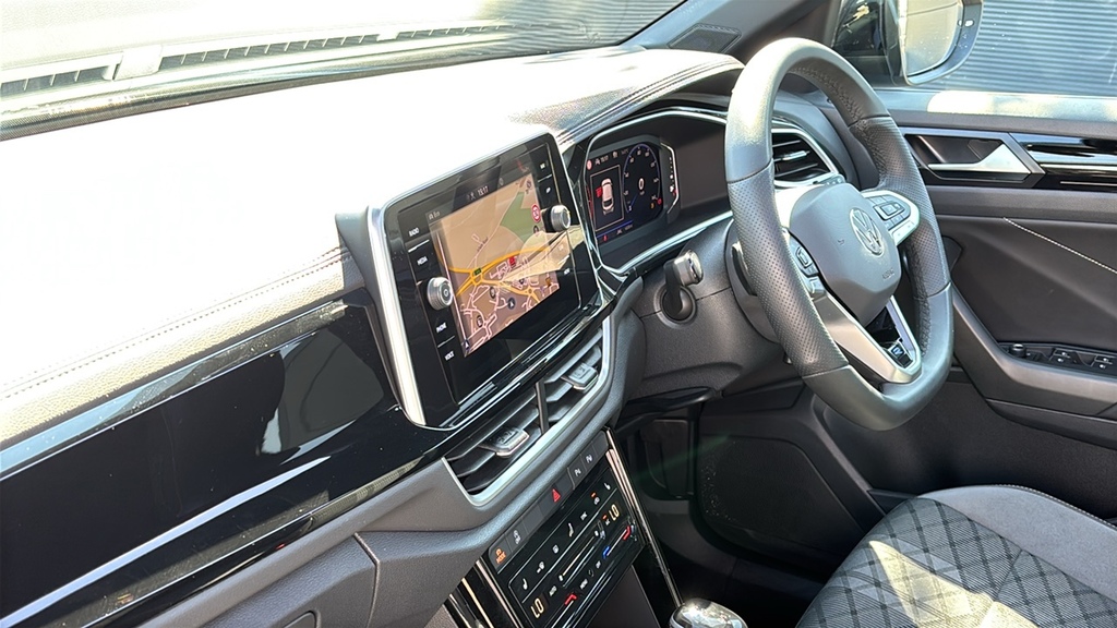 Volkswagen T-Roc 2.0 Tdi 150 Evo R-line Dsg 150 Ps Black #2