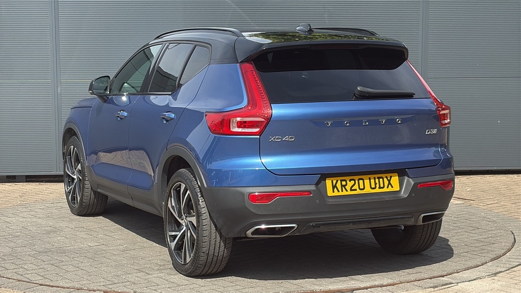 Volvo XC40 2.0 D3 R Design Pro Geartronic 150 Ps Blue #3