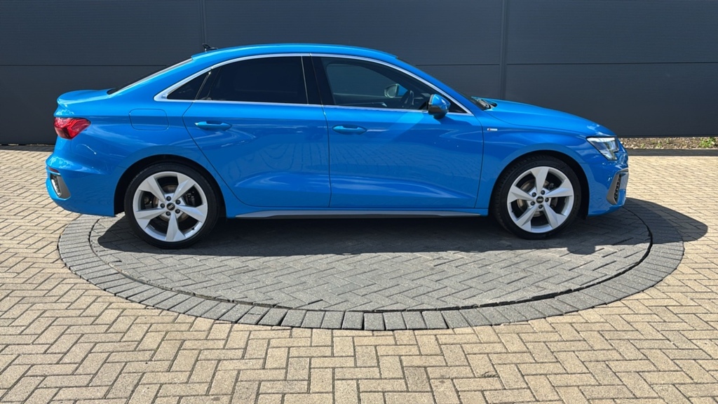 Audi A3 35 Tfsi S Line 0 Ps Blue #4