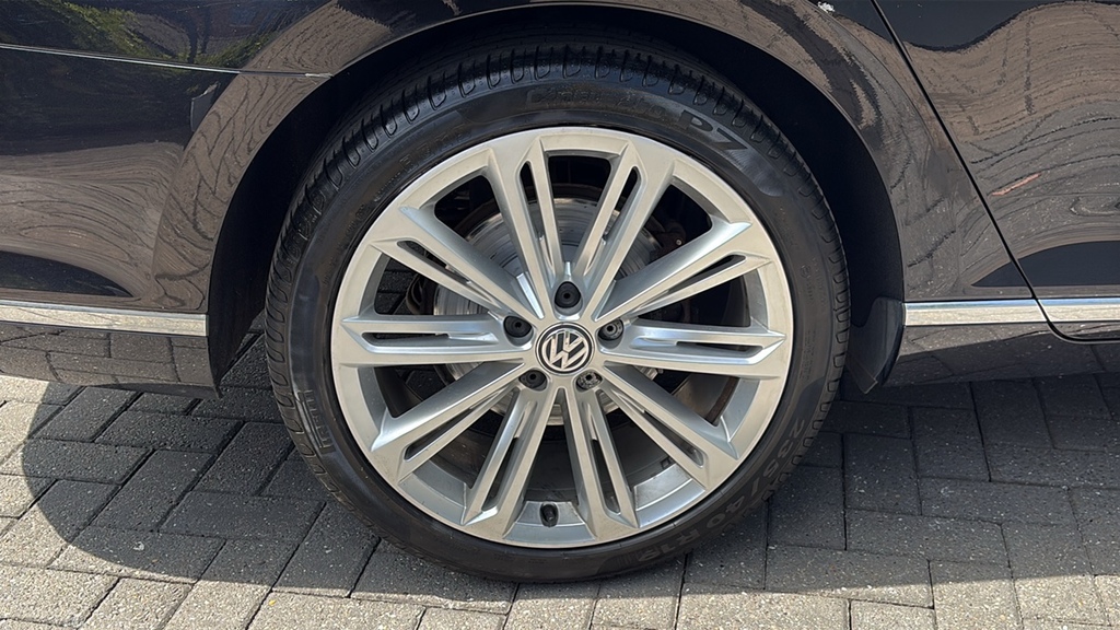 Volkswagen Passat 2.0 Tdi Gt Dsg 0 Ps Black #5