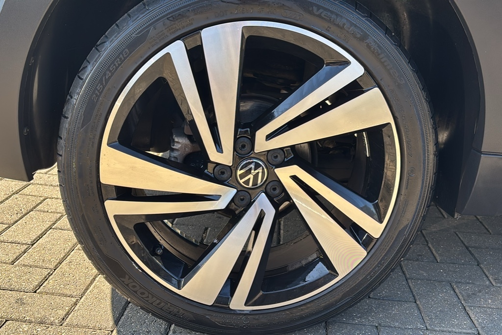 Volkswagen T-Cross 1.0 Tsi 110 R-line 110 Ps White #5