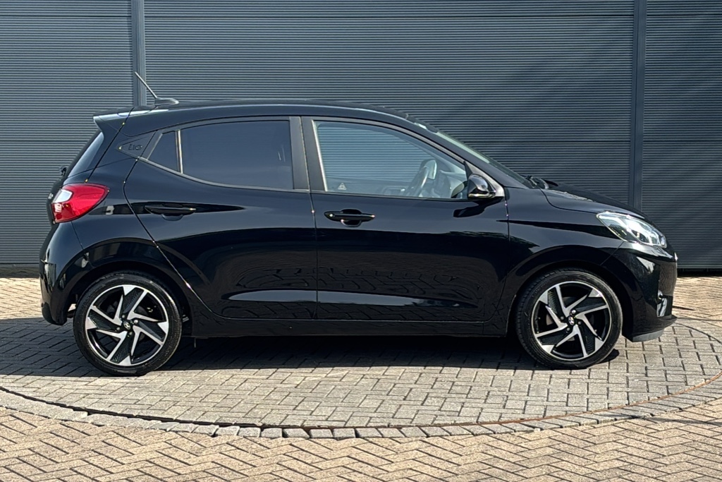 Hyundai I10 1.2 Premium 84 Ps Black #4