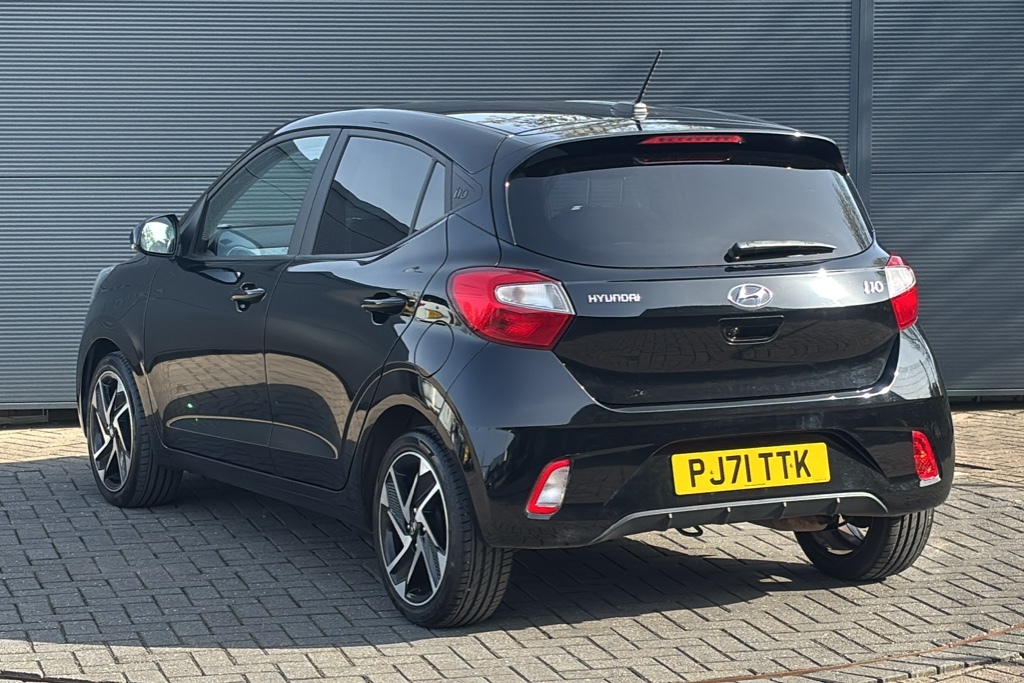 Hyundai I10 1.2 Premium 84 Ps Black #3