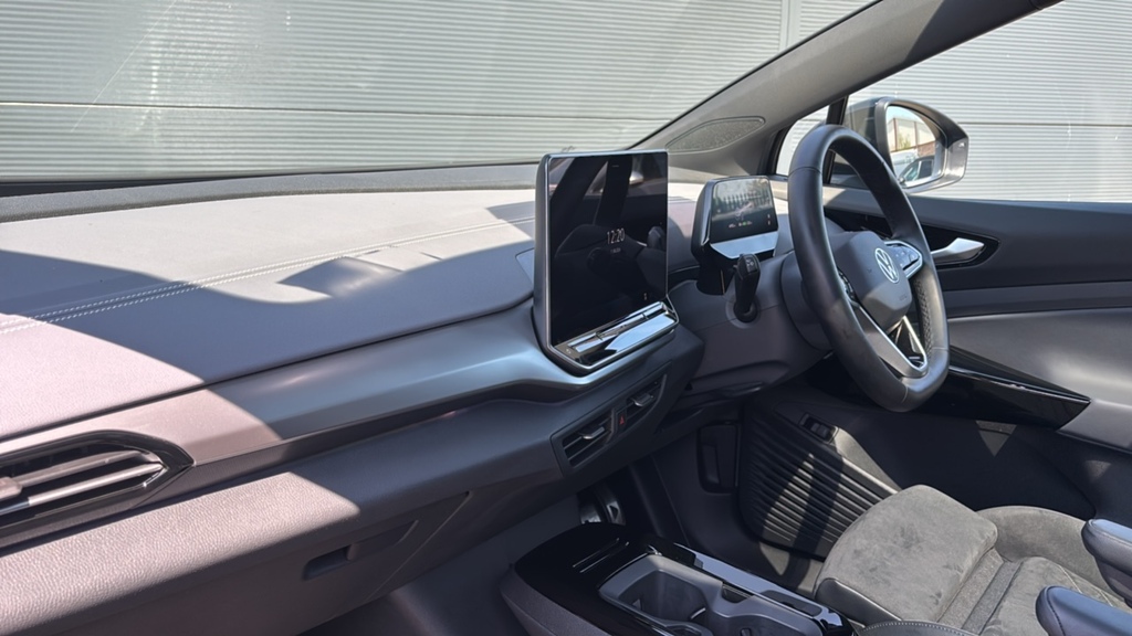 Volkswagen ID.4 210Kw Black Edition Pro 77Kwh 286 Ps Grey #2