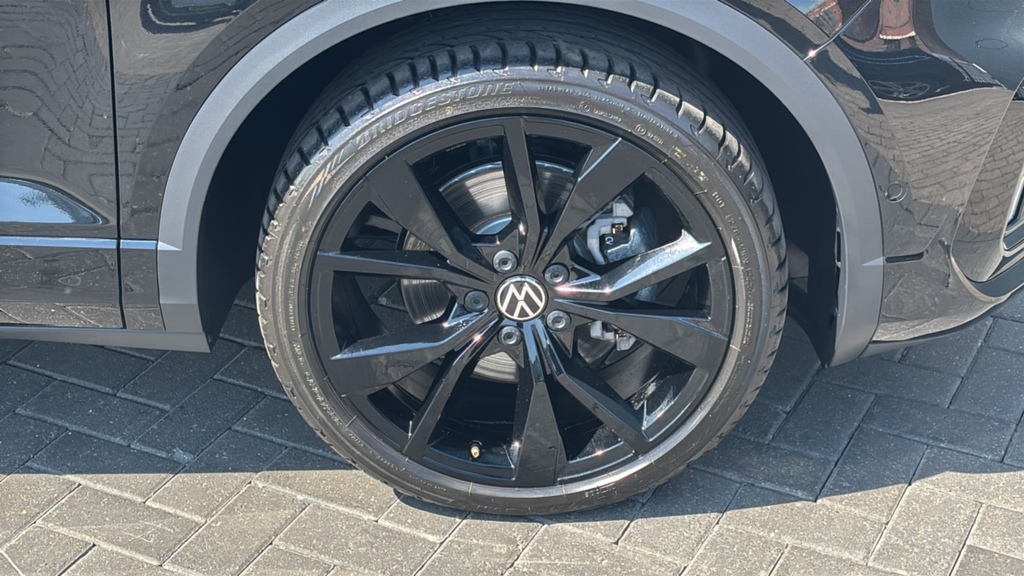 Volkswagen T-Roc 1.5 Tsi Black Edition Plus Dsg 150 Ps Black #5