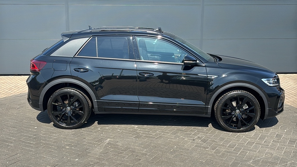 Volkswagen T-Roc 1.5 Tsi Black Edition Plus Dsg 150 Ps Black #4