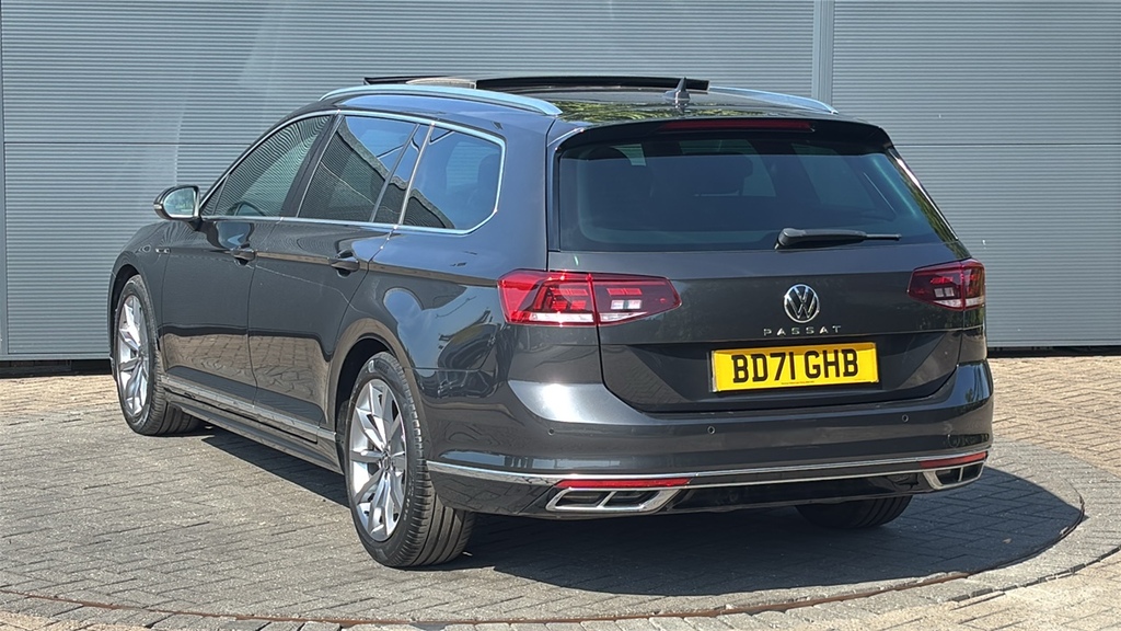 Volkswagen Passat 2.0 Tdi Evo Scr R-line Dsg 150 Ps Grey #3