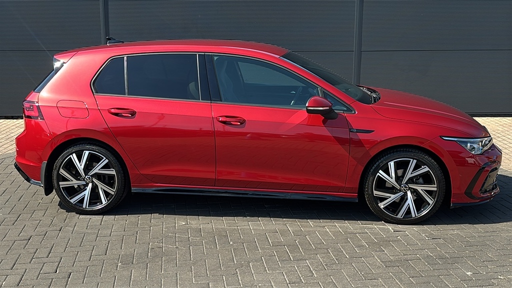 Volkswagen Golf 1.5 Etsi 150 R-line Dsg 150 Ps Red #4