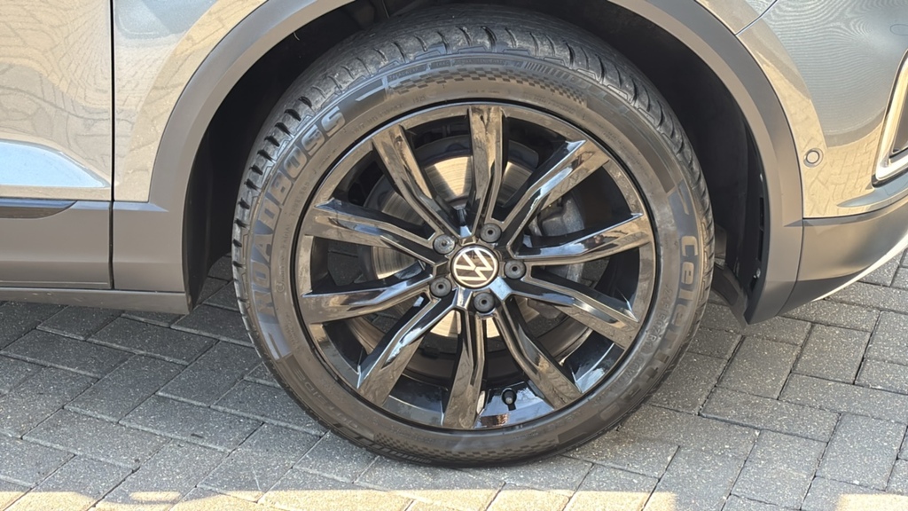 Volkswagen T-Roc 1.5 Tsi Style Dsg 150 Ps Grey #5