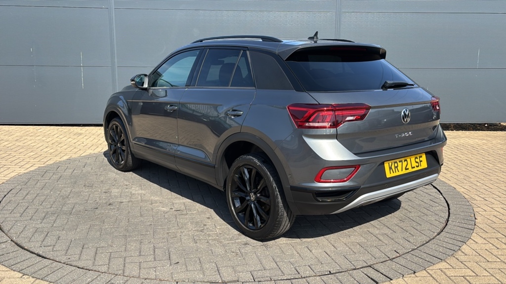 Volkswagen T-Roc 1.5 Tsi Style Dsg 150 Ps Grey #3