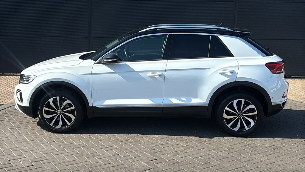 Volkswagen T-Roc 1.5 Tsi Style 150 Ps White #4