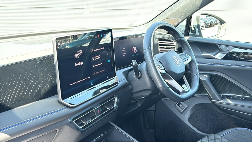 Volkswagen Tiguan 1.5 Tsi 272 Ehybrid R-line Dsg 272 Ps Silver #2