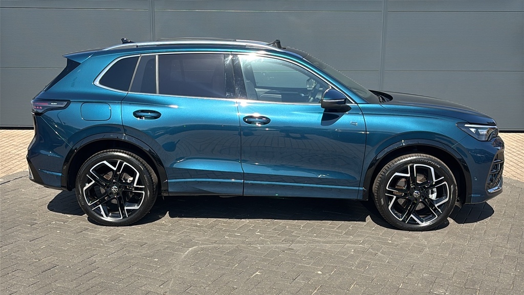 Volkswagen Tiguan 1.5 Tsi 272 Ehybrid R-line Dsg 272 Ps Blue #4