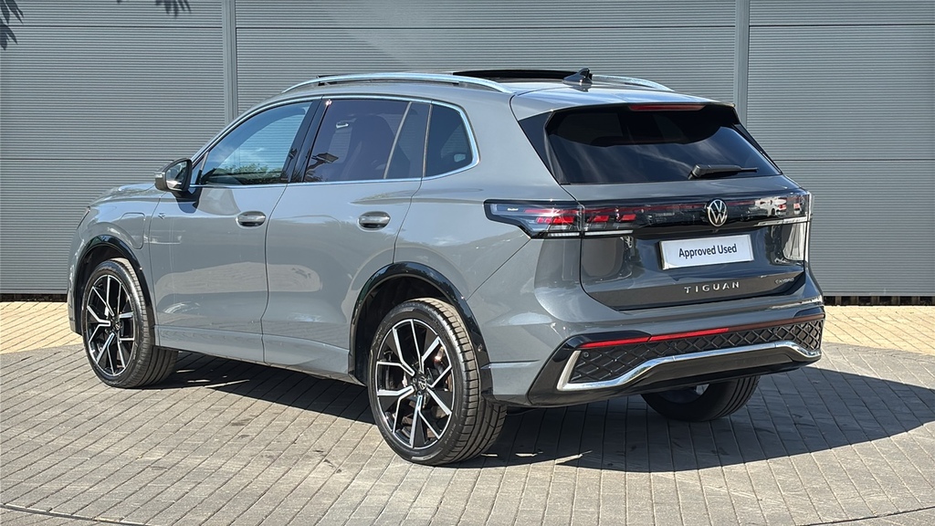Volkswagen Tiguan 1.5 Tsi 272 Ehybrid R-line Dsg 272 Ps Grey #3