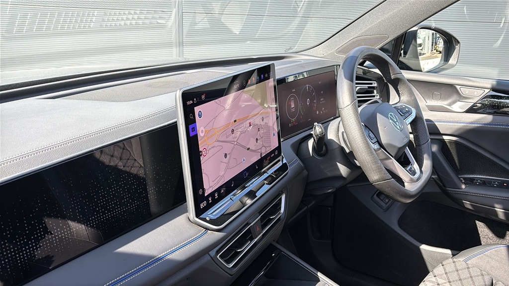 Volkswagen Tiguan 1.5 Tsi 272 Ehybrid R-line Dsg 272 Ps Grey #2