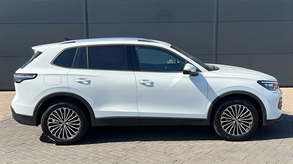 Volkswagen Tiguan 1.5 Etsi 150 Match Dsg 150 Ps White #4