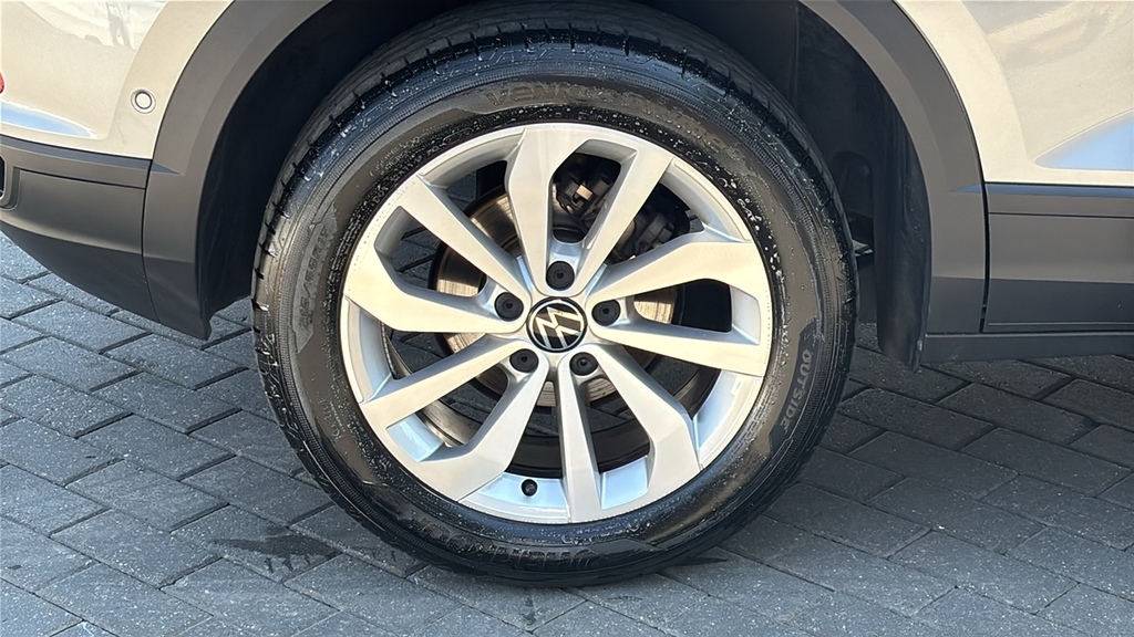 Volkswagen T-Roc 1.5 Tsi Match 150 Ps Silver #5
