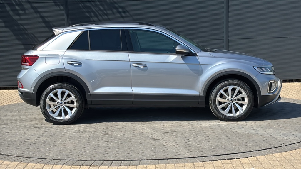 Volkswagen T-Roc 1.5 Tsi Match 150 Ps Silver #4