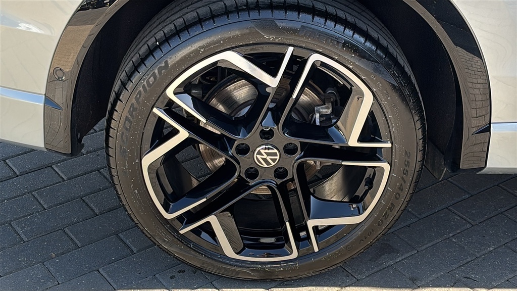 Volkswagen Tiguan 1.5 Tsi 272 Ehybrid R-line Dsg 272 Ps Silver #5