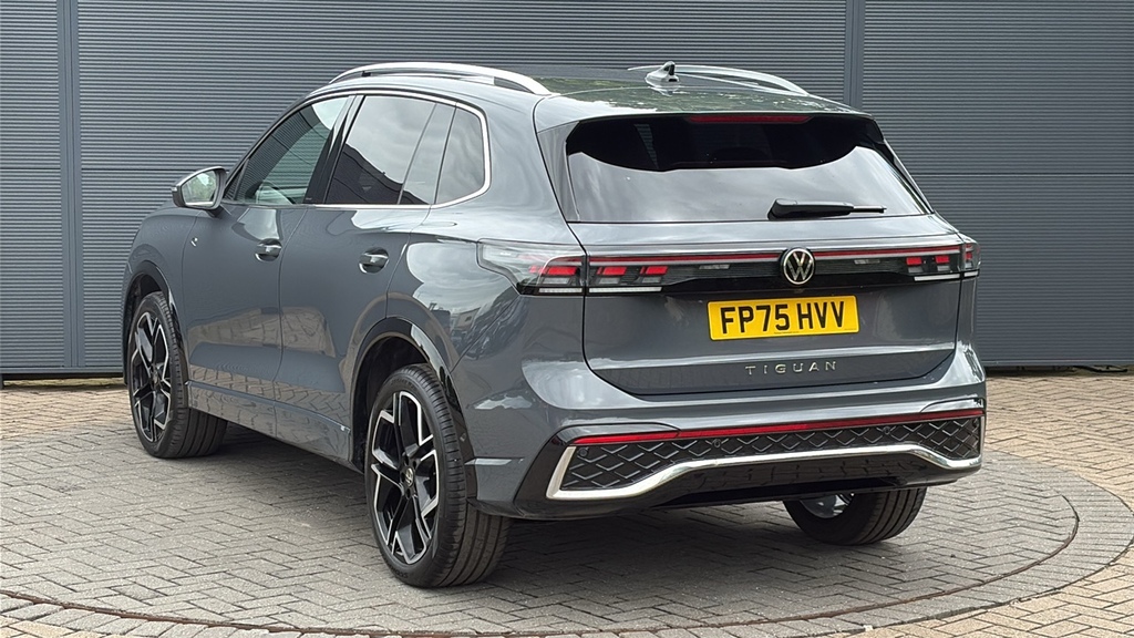 Volkswagen Tiguan 2.0 Tdi R-line Dsg 150 Ps Grey #3
