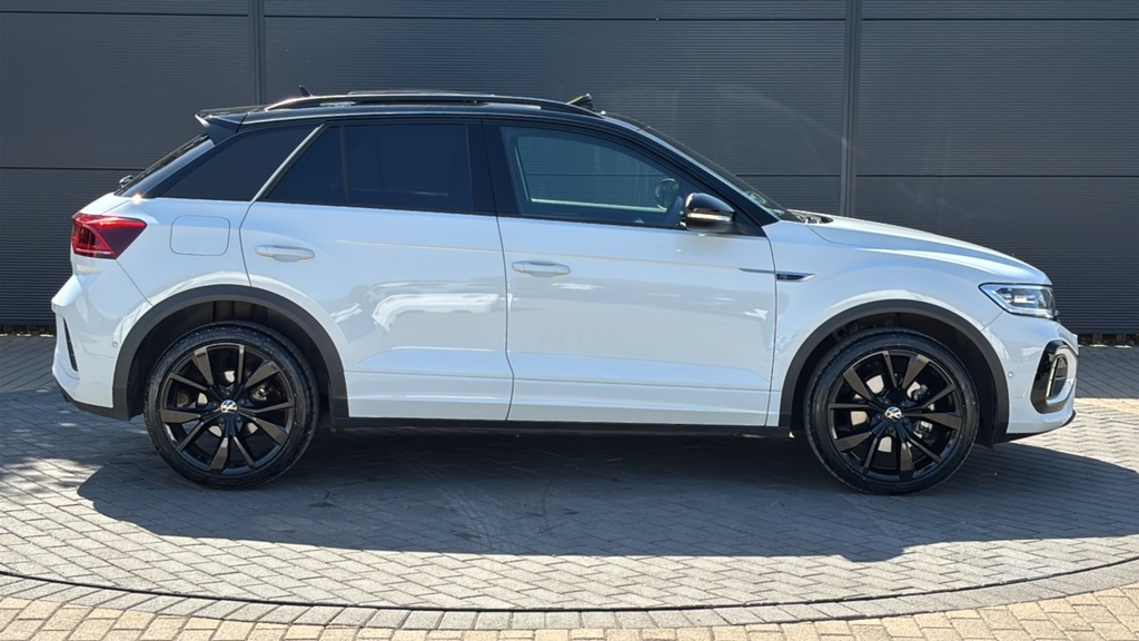 Volkswagen T-Roc 1.5 Tsi Black Edition Plus 150 Ps Black #4
