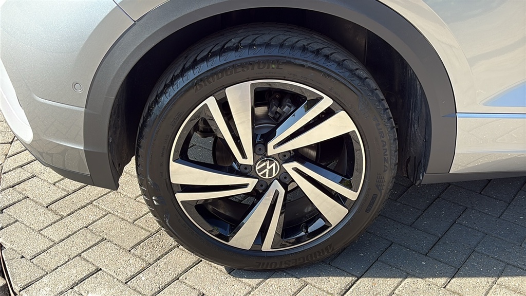 Volkswagen T-Roc 1.5 Tsi R-line Dsg 150 Ps Silver #5