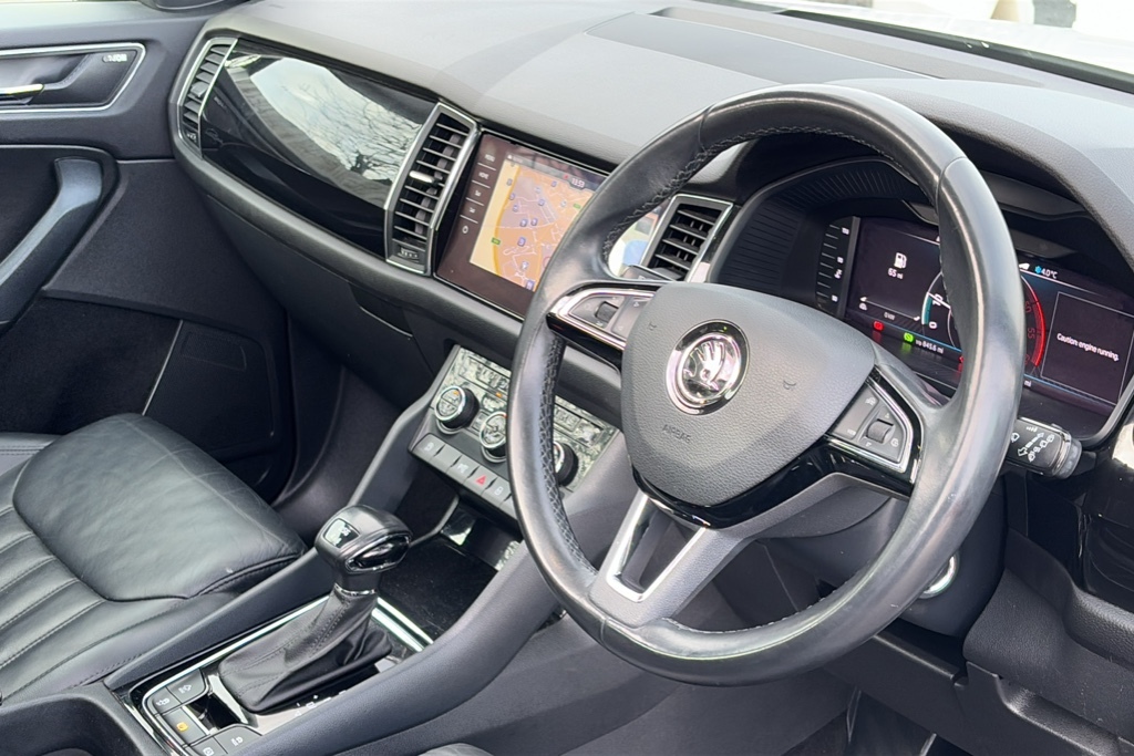 Skoda Kodiaq 2.0 Tdi Laurin Klement 4X4 Dsg 7 Seat 150 White #6