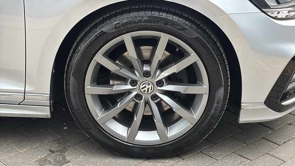Volkswagen Passat 2.0 Tdi Scr 190 R-line Dsg 190 Ps Silver #5
