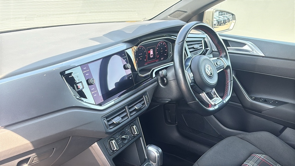 Volkswagen Polo 2.0 Tsi Gti Dsg 200 Ps Grey #2