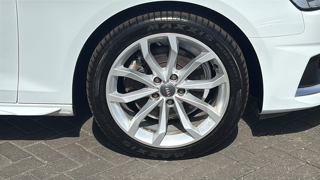 Audi A4 35 Tdi Sport S Tronic 0 Ps White #5