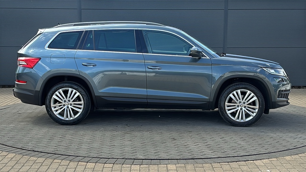Skoda Kodiaq 1.5 Tsi Se L Dsg 7 Seat 150 Ps Grey #4