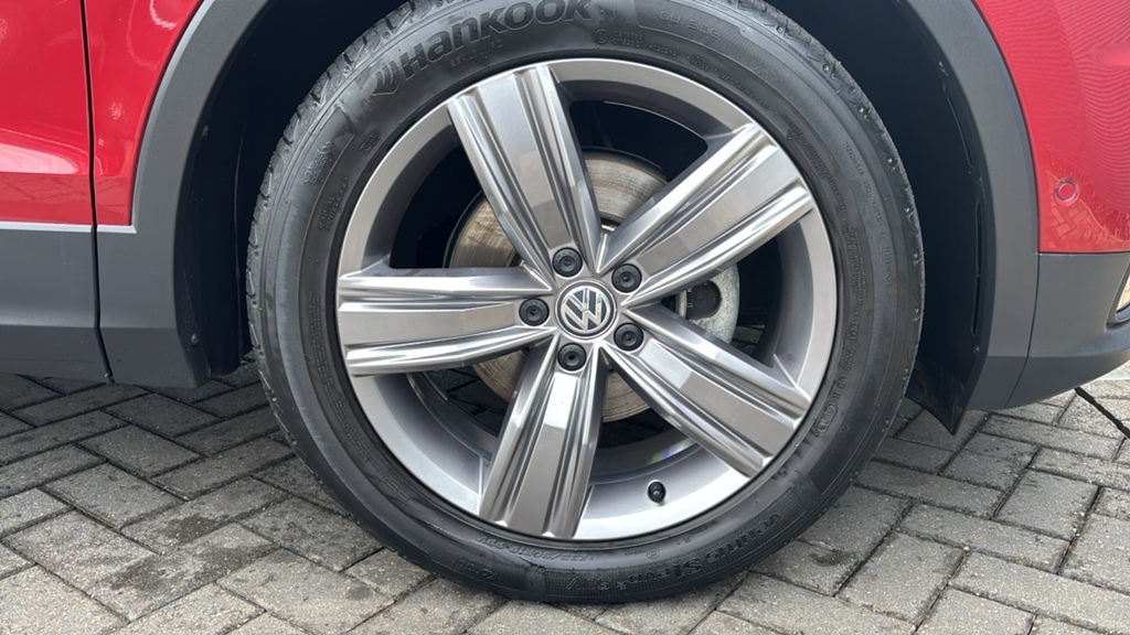 Volkswagen Tiguan 2.0 Tdi 150 Match Dsg 150 Ps Red #5