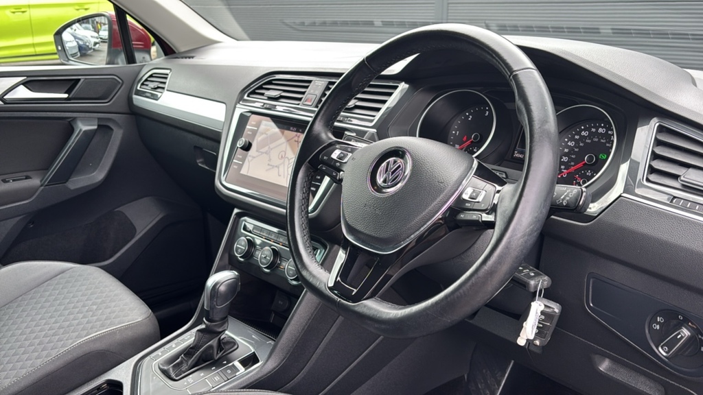 Volkswagen Tiguan 2.0 Tdi 150 Match Dsg 150 Ps Red #6