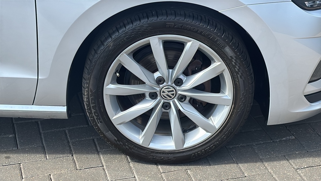 Volkswagen Golf 1.5 Tsi Evo 150 Gt Dsg 150 Ps Silver #5