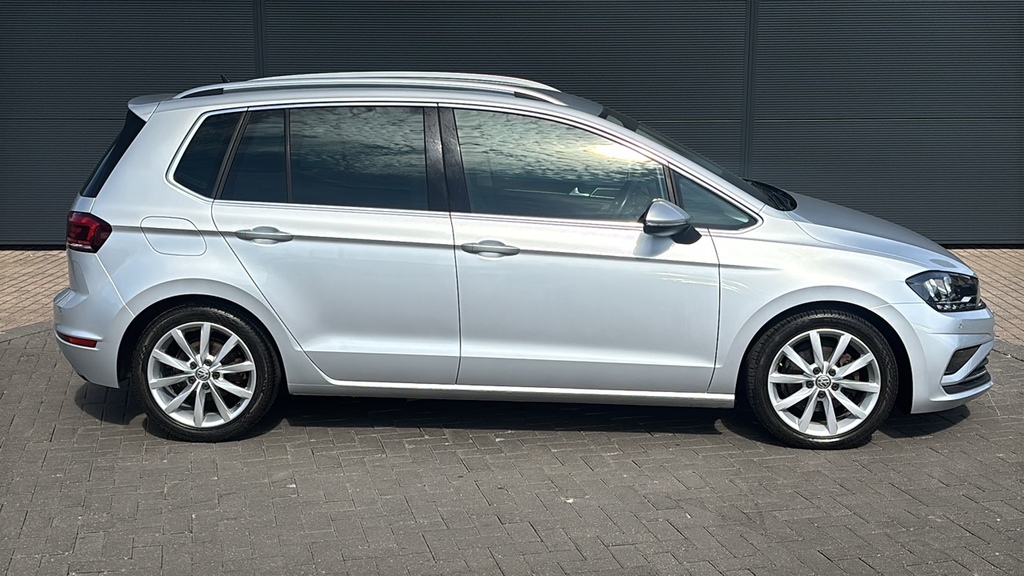 Volkswagen Golf 1.5 Tsi Evo 150 Gt Dsg 150 Ps Silver #4