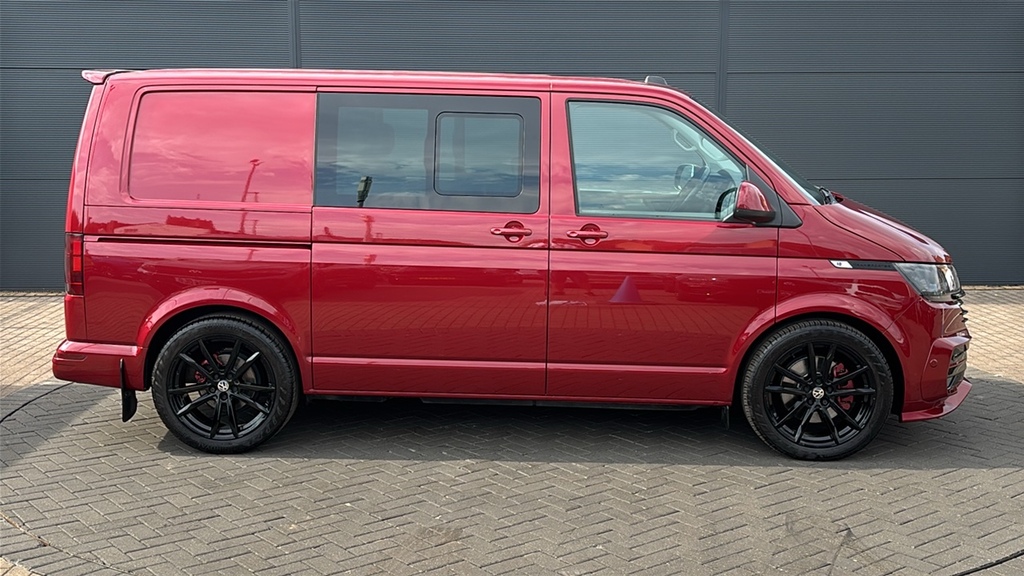 Volkswagen Transporter 2.0 Bitdi 204 Highline Kombi Van 4Motion Dsg 204 Red #4