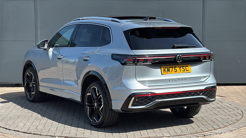 Volkswagen Tiguan 1.5 Tsi 272 Ehybrid R-line Dsg 272 Ps Silver #3