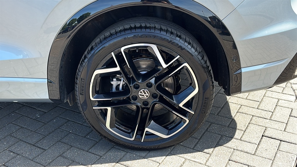 Volkswagen Tiguan 1.5 Tsi 272 Ehybrid R-line Dsg 272 Ps Silver #5