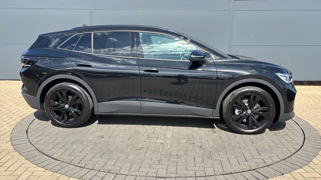 Volkswagen ID.4 210Kw Black Edition Pro 77Kwh 286 Ps Black #4