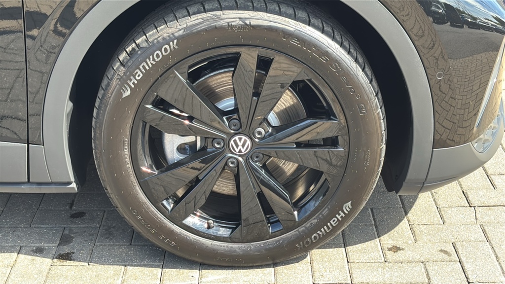 Volkswagen ID.4 210Kw Black Edition Pro 77Kwh 286 Ps Black #5