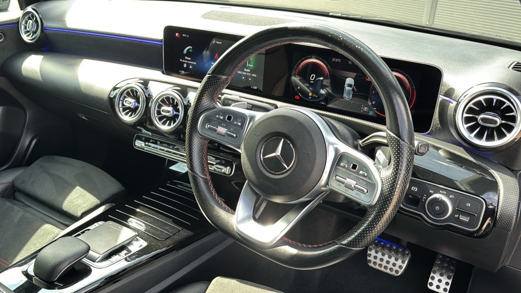 Mercedes-Benz A Class A180 Amg Line Executive 136 Ps Black #6