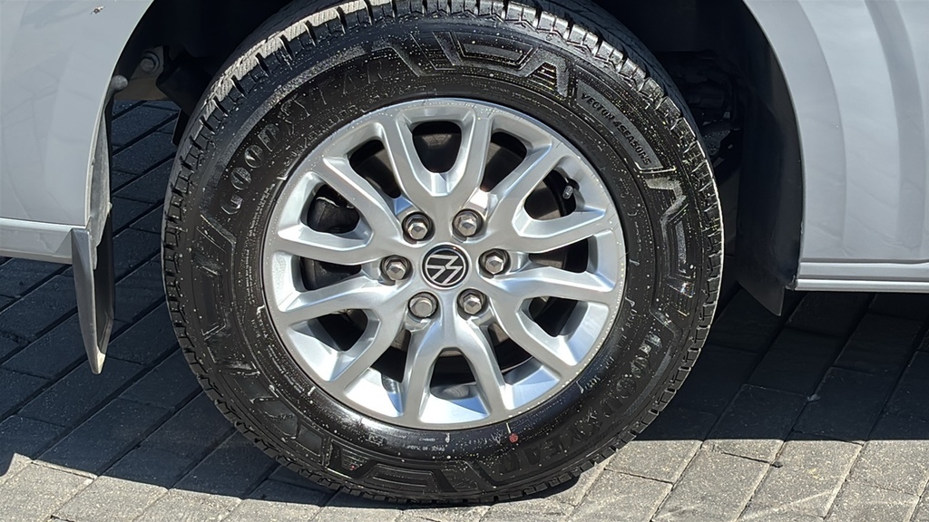 Volkswagen E-Transporter 100Kw 70Kwh Commerce Plus Van 136 Ps FH75YZL Grey #5