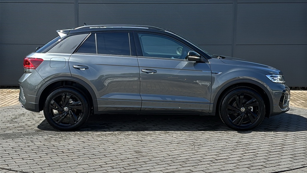 Volkswagen T-Roc 1.5 Tsi Black Edition Dsg 150 Ps Black #4