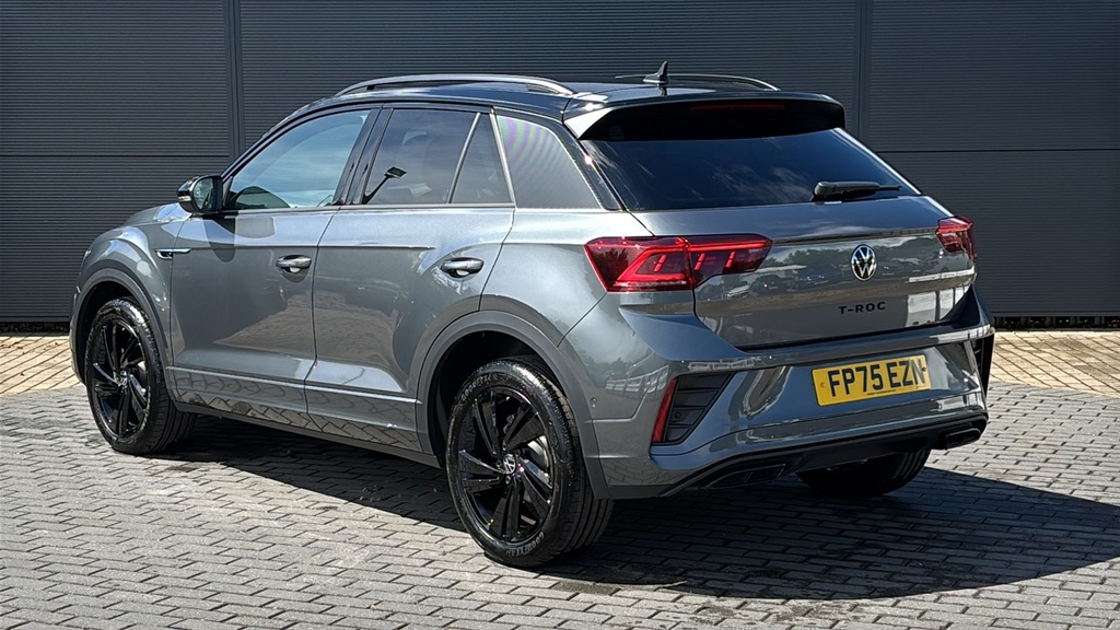 Volkswagen T-Roc 1.5 Tsi Black Edition Dsg 150 Ps Black #3
