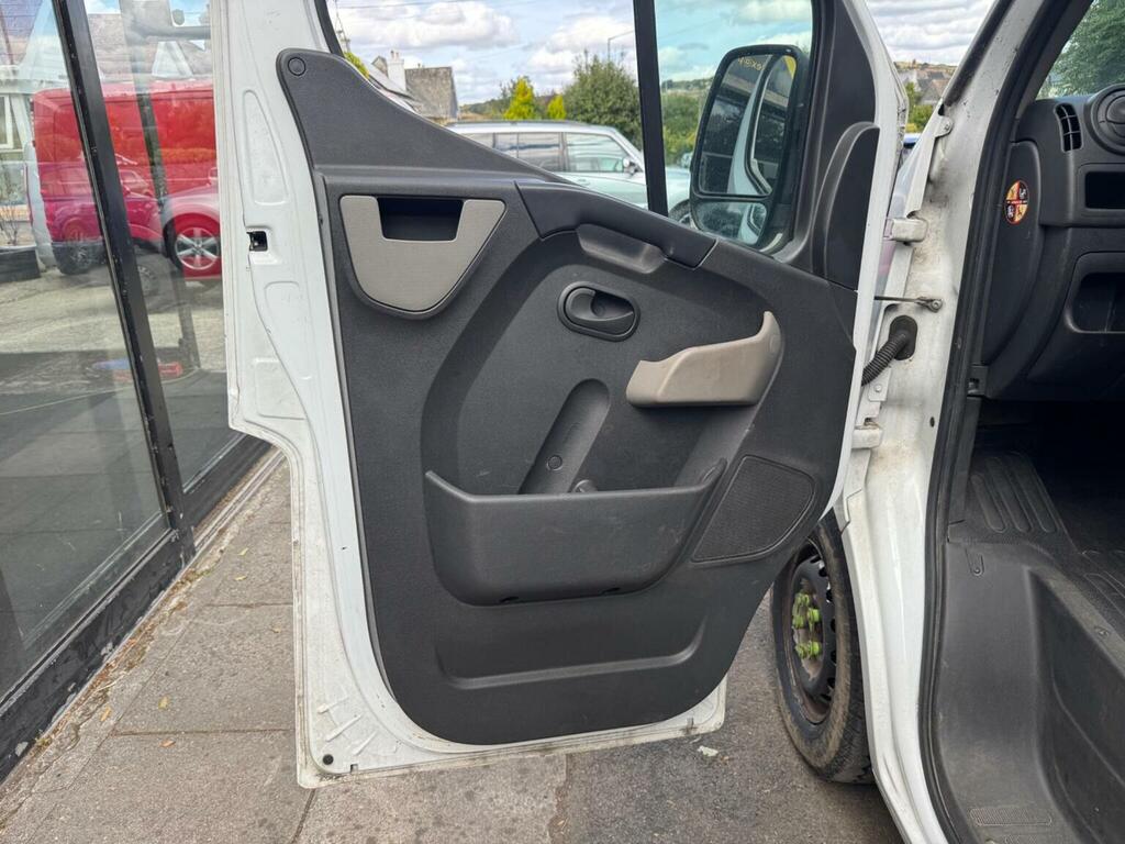 Vauxhall Movano Movano L2h2 F3500 Cdti White #27